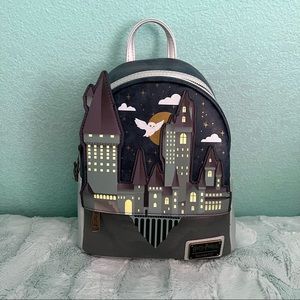 NWT Harry Potter Hogwarts Castle Loungefly Backpack